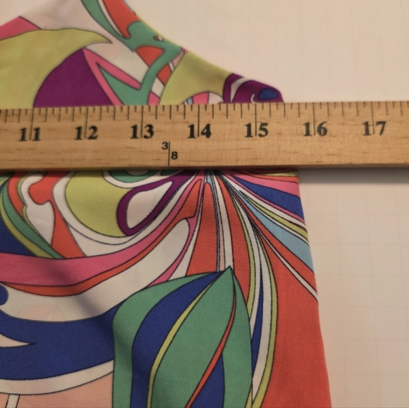 Abstract Sleeveless Women's Top Size Small - Picture 8 of 8